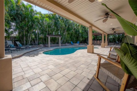 House in Tampa, Florida 4 bedrooms, 177.44 sq.m. № 1886942 - photo 21