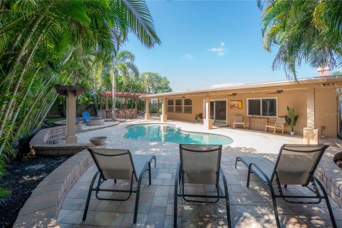 House in Tampa, Florida 4 bedrooms, 177.44 sq.m. № 1886942 - photo 22