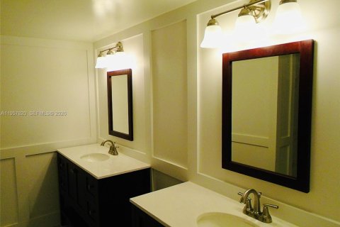 Condominio en venta en Sunrise, Florida, 2 dormitorios, 116.31 m2 № 2020635 - foto 6