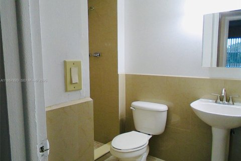 Condominio en venta en Sunrise, Florida, 2 dormitorios, 116.31 m2 № 2020635 - foto 7