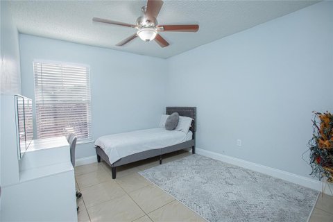 Casa en venta en Orlando, Florida, 4 dormitorios, 143.07 m2 № 2223769 - foto 8