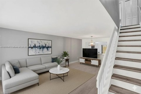 Touwnhouse à Miami, Floride 2 chambres, 107.02 m2 № 1969951