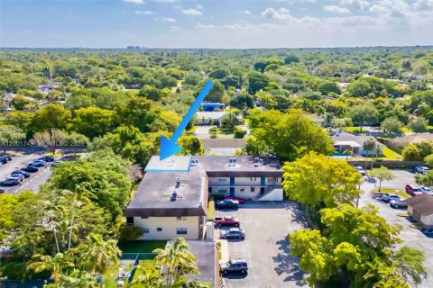 Condominio en alquiler en Palmetto Bay, Florida, 2 dormitorios, 91.04 m2 № 2240123 - foto 14