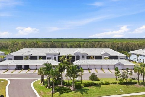Copropriété à vendre à Punta Gorda, Floride: 2 chambres, 133.59 m2 № 2361517 - photo 7