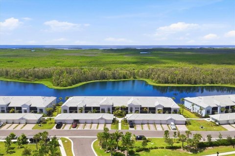 Copropriété à vendre à Punta Gorda, Floride: 2 chambres, 133.59 m2 № 2361517 - photo 4