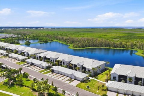 Copropriété à vendre à Punta Gorda, Floride: 2 chambres, 133.59 m2 № 2361517 - photo 3
