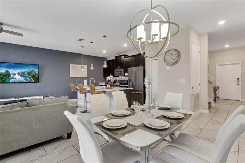 Townhouse in STOREY LAKE in Kissimmee, Florida 4 bedrooms, 177.81 sq.m. № 1288610 - photo 11