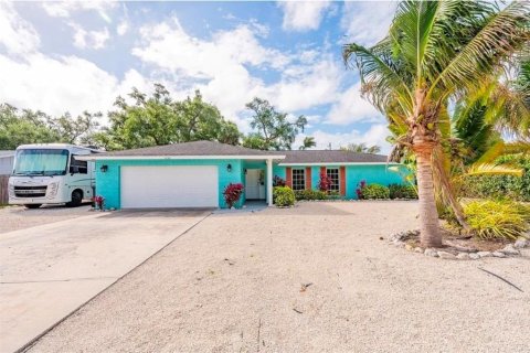 Casa en Bradenton, Florida 4 dormitorios, 185.8 m2 № 2432663