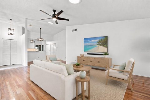 Casa en venta en Palm Harbor, Florida, 2 dormitorios, 123.75 m2 № 2330040 - foto 4