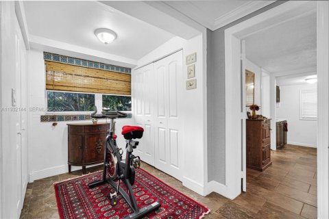 Casa en venta en South Miami, Florida, 3 dormitorios, 135.92 m2 № 1992725 - foto 30