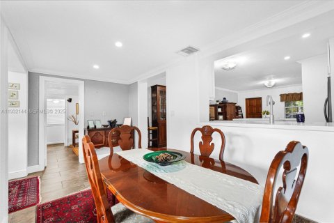 Casa en venta en South Miami, Florida, 3 dormitorios, 135.92 m2 № 1992725 - foto 24