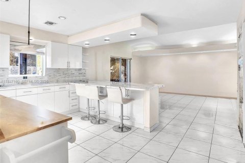 Casa en venta en Miami, Florida, 3 dormitorios, 200.76 m2 № 2431434 - foto 30