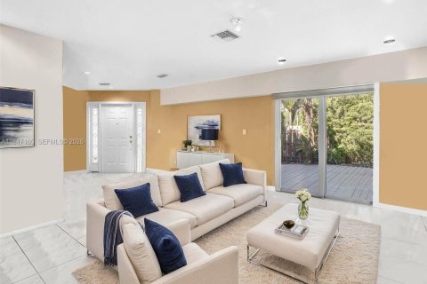 Casa en venta en Miami, Florida, 3 dormitorios, 200.76 m2 № 2431434 - foto 24