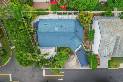 Casa en venta en Miami, Florida, 3 dormitorios, 200.76 m2 № 2431434 - foto 3