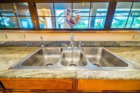 Casa en venta en Okeechobee, Florida, 4 dormitorios, 583.8 m2 № 1829405 - foto 18