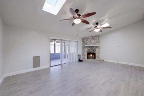Casa en venta en Casselberry, Florida, 4 dormitorios, 189.33 m2 № 2419116 - foto 15