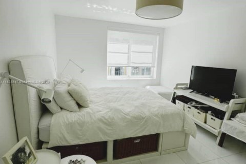 Condominio en venta en Miami Beach, Florida, 2 dormitorios, 73.39 m2 № 1981118 - foto 7