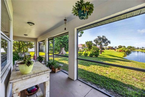 Villa ou maison à vendre à Rotonda, Floride: 3 chambres, 124.02 m2 № 2277765 - photo 23