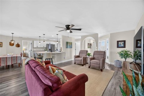 Villa ou maison à vendre à Rotonda, Floride: 3 chambres, 124.02 m2 № 2277765 - photo 5