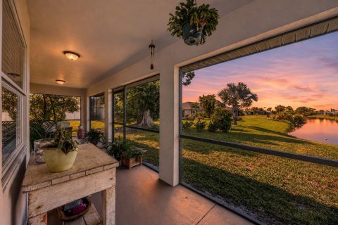 Villa ou maison à vendre à Rotonda, Floride: 3 chambres, 124.02 m2 № 2277765 - photo 24