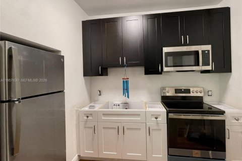 Condominio en venta en Miami Beach, Florida, 1 dormitorio, 57.6 m2 № 2019866 - foto 5