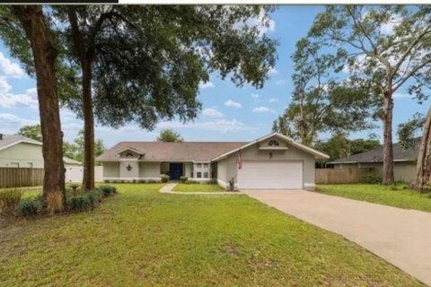 Villa ou maison à Ocala, Floride 3 chambres, 186.83 m2 № 2324259