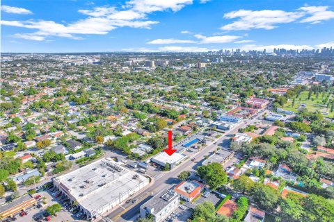 Купить коммерческую недвижимость в Майами, Флорида № 2024085 - фото 20