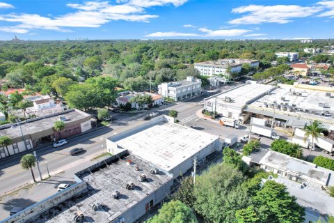 Купить коммерческую недвижимость в Майами, Флорида № 2024085 - фото 18