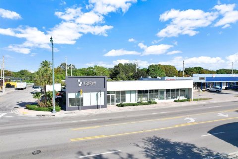 Купить коммерческую недвижимость в Майами, Флорида № 2024085 - фото 7