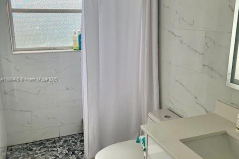 Снять в аренду кондоминиум в Помпано-Бич, Флорида 3 спальни, 129.13м2, № 1925173 - фото 27