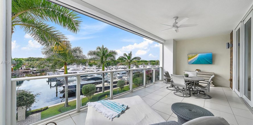 Condo à Palm Beach Gardens, Floride, 3 chambres  № 2082329