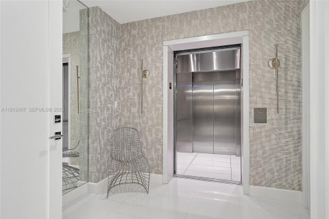 Copropriété à vendre à Palm Beach Gardens, Floride: 3 chambres, 304.91 m2 № 2082329 - photo 11