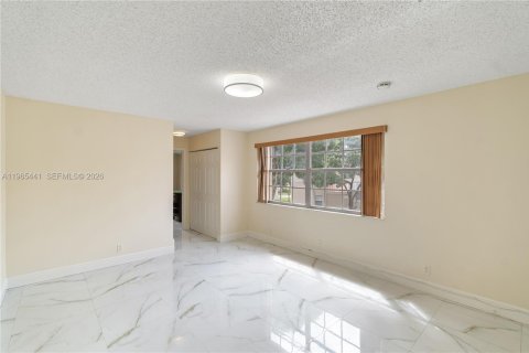 Touwnhouse à louer à Cooper City, Floride: 3 chambres, 154.78 m2 № 2091247 - photo 19