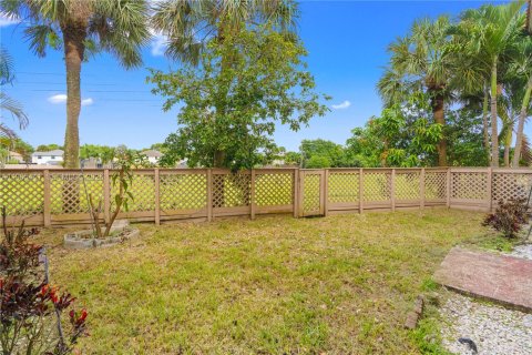 Touwnhouse à louer à Cooper City, Floride: 3 chambres, 154.78 m2 № 2091247 - photo 8