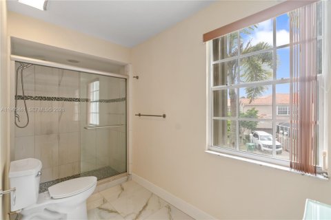 Touwnhouse à louer à Cooper City, Floride: 3 chambres, 154.78 m2 № 2091247 - photo 22