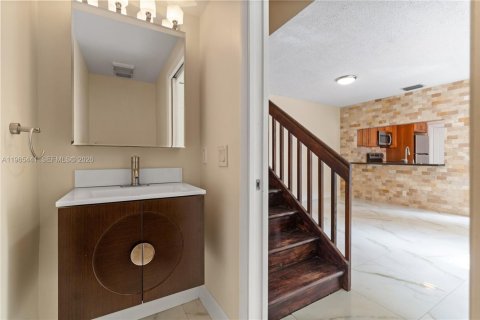 Touwnhouse à louer à Cooper City, Floride: 3 chambres, 154.78 m2 № 2091247 - photo 25