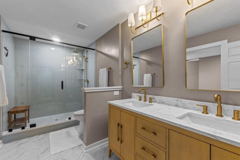 Купить виллу или дом в Куинси, Флорида 9 комнат, 174.01м2, № 2148203 - фото 27