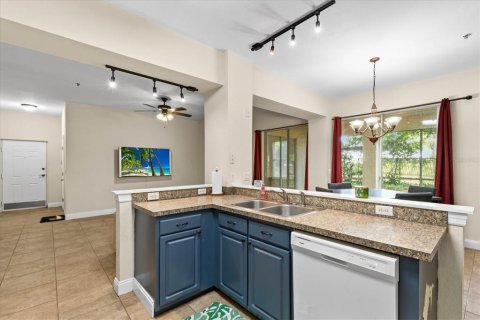 Condominio en alquiler en Tampa, Florida, 2 dormitorios, 130.53 m2 № 1853864 - foto 16