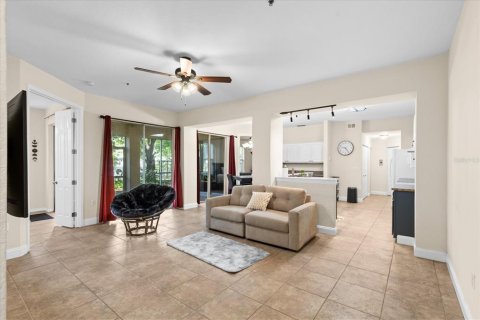 Condominio en alquiler en Tampa, Florida, 2 dormitorios, 130.53 m2 № 1853864 - foto 6