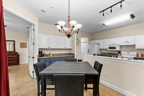 Condominio en alquiler en Tampa, Florida, 2 dormitorios, 130.53 m2 № 1853864 - foto 11