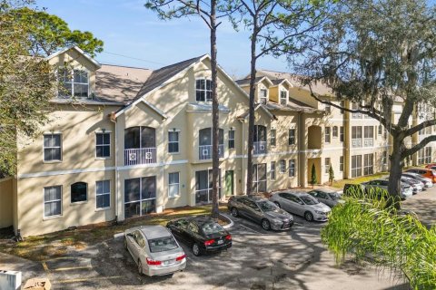 Condominio en alquiler en Tampa, Florida, 2 dormitorios, 130.53 m2 № 1853864 - foto 2