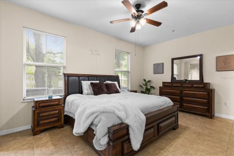 Condominio en alquiler en Tampa, Florida, 2 dormitorios, 130.53 m2 № 1853864 - foto 19
