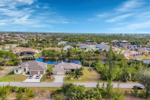 Villa ou maison à vendre à Port Charlotte, Floride: 3 chambres, 203.83 m2 № 1568421 - photo 5