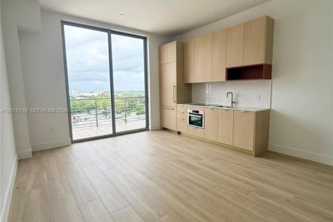 Condo in Miami, Florida № 2243206 - photo 21