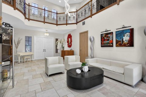 House in Wellington, Florida 6 bedrooms, 391.12 sq.m. № 2253027 - photo 12