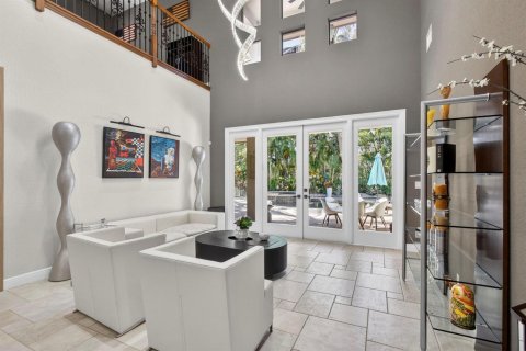 House in Wellington, Florida 6 bedrooms, 391.12 sq.m. № 2253027 - photo 11