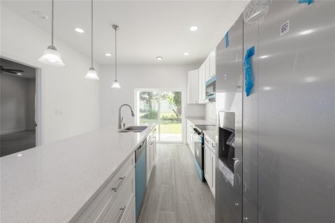 House in Orlando, Florida 3 bedrooms, 158.4 sq.m. № 1855758 - photo 11