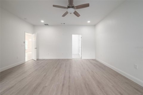 House in Orlando, Florida 3 bedrooms, 158.4 sq.m. № 1855758 - photo 23
