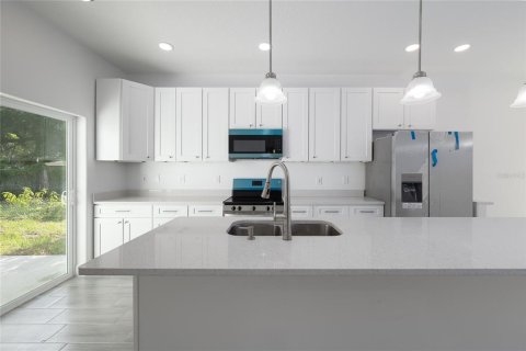 House in Orlando, Florida 3 bedrooms, 158.4 sq.m. № 1855758 - photo 12