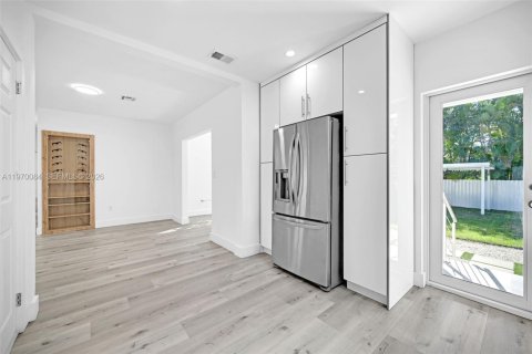 Купить виллу или дом в Майами, Флорида 3 спальни, 131.74м2, № 2030845 - фото 18